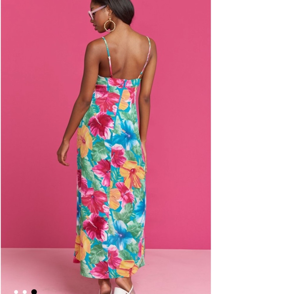 Show me your mumu Malibu Barbie dress! Worn once